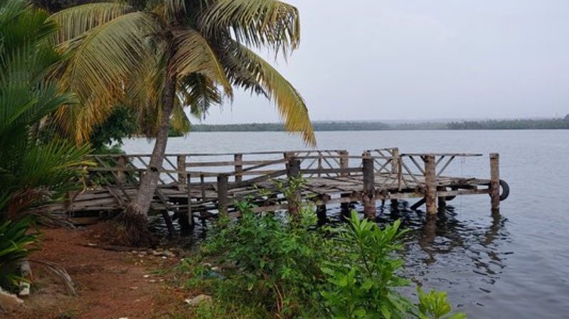 Kadinamkulam Lake